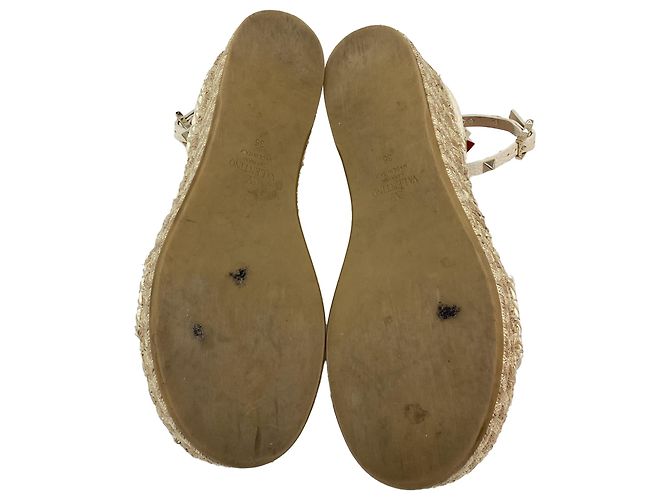 Sandali wedge espadrilles Rockstud Valentino Garavani in pelle bianca Bianco Crudo - vista 8