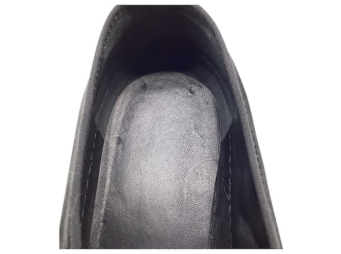 Classique Baskets Chanel en velours noir avec logo CC entrelacé - vue 6