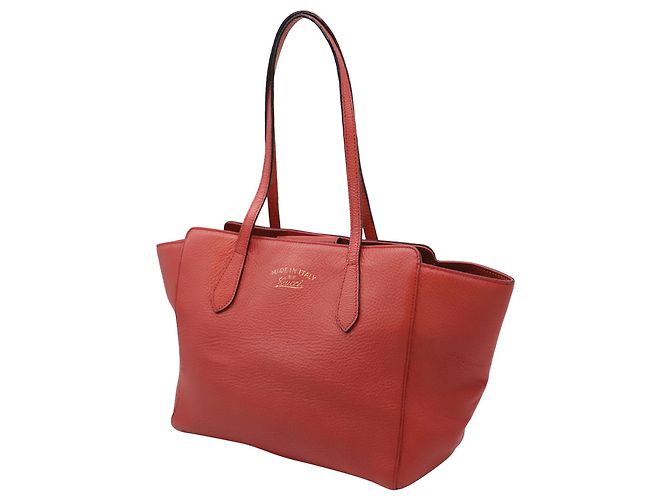 Bolso Tote Gucci Swing en piel roja - vista 2