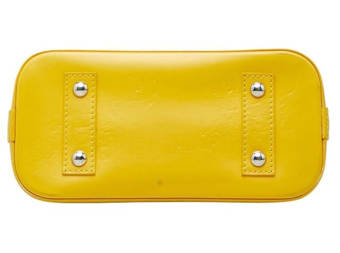 Borsa a tracolla Louis Vuitton Alma BB Giallo - vista 3