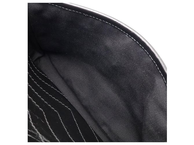 Autre Marque Sac à épaule avec chaîne Niki Medium Yves Saint Laurent Noir - vue 8