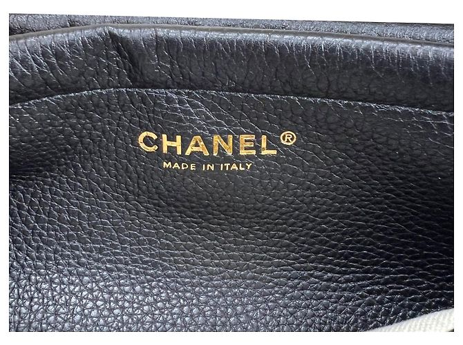 Borsa Shopping Small Chanel Stitched Urban Essentials in vitello grana Nero - vista 5