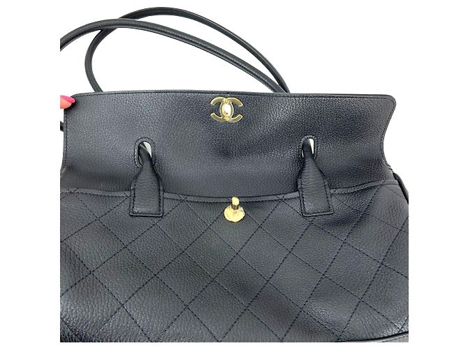 Borsa Shopping Small Chanel Stitched Urban Essentials in vitello grana Nero - vista 7