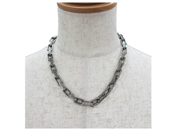 Louis Vuitton Monogram Necklace Silvery Metallic - view 3