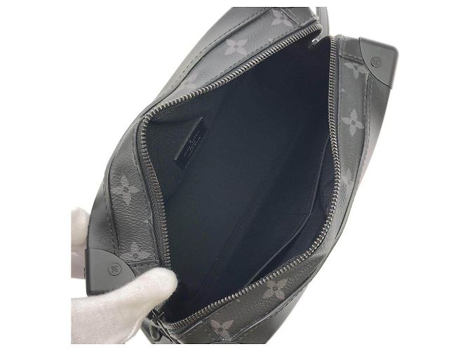 Louis Vuitton Soft Trunk Monogram Eclipse Schultertasche Schwarz - Ansicht 9