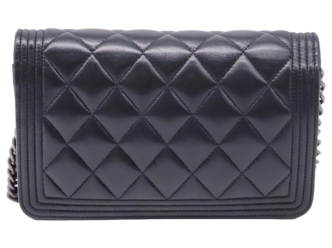 Chanel Boy Wallet on Chain aus schwarzem Lammleder - Ansicht 4