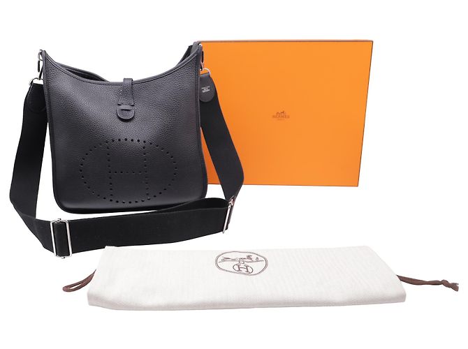 Borsa a tracolla Hermès Evelyne III in pelle Clemence nera Stampa python - vista 6
