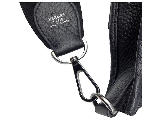 Borsa a tracolla Hermès Evelyne III in pelle Clemence nera Stampa python - vista 8