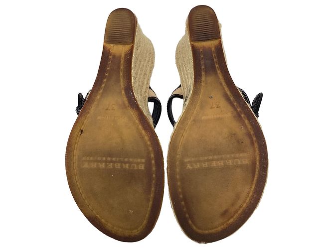 Sandali T-Strap Burberry Nova Check in pelle verniciata nera - vista 11