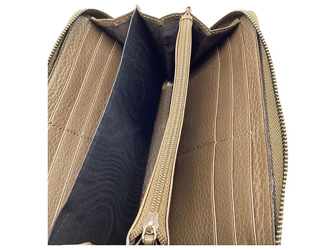 Cartera larga con cremallera Gucci Interlocking G en piel marrón Castaño Roja - vista 8