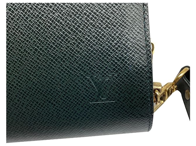 Pochette da polso Louis Vuitton con chiusura lampo integrale in pelle verde - vista 11