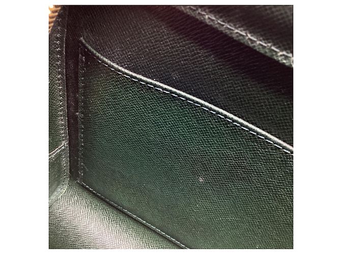 Pochette da polso Louis Vuitton con chiusura lampo integrale in pelle verde - vista 7