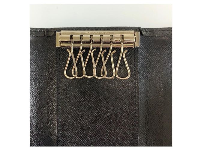 Louis Vuitton Taiga 6-Key Holder M30500 Nero - vista 5