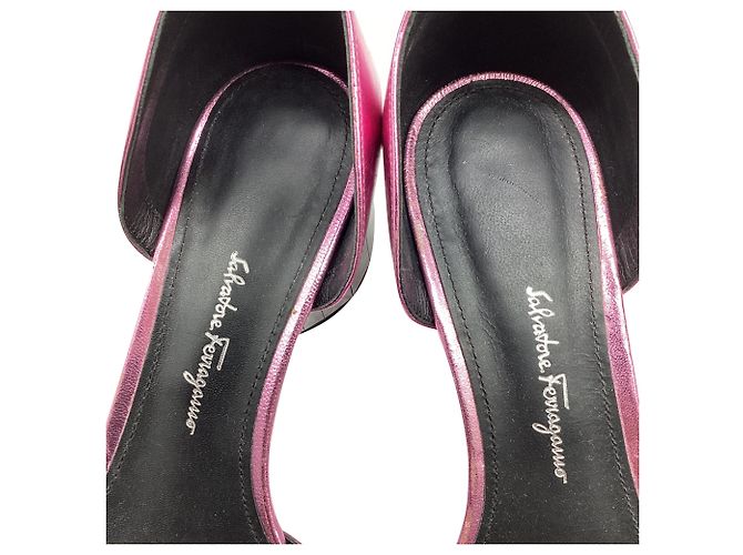 Salvatore Ferragamo Sandali Ferragamo con tacco a specchio in pelle rosa - vista 11
