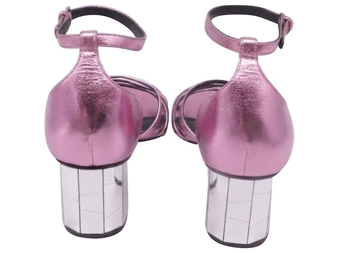 Salvatore Ferragamo Sandali Ferragamo con tacco a specchio in pelle rosa - vista 5