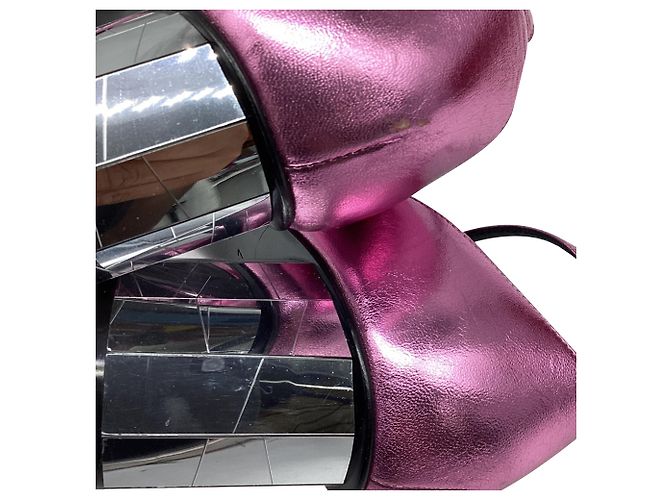 Salvatore Ferragamo Sandali Ferragamo con tacco a specchio in pelle rosa - vista 7