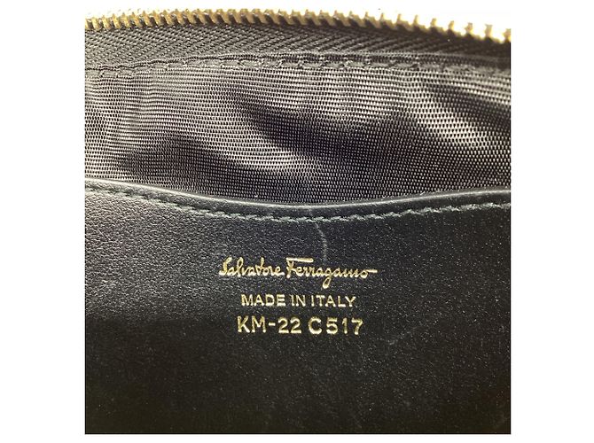 Clutch Salvatore Ferragamo in pelle nera traforata con fiocco Nero - vista 10