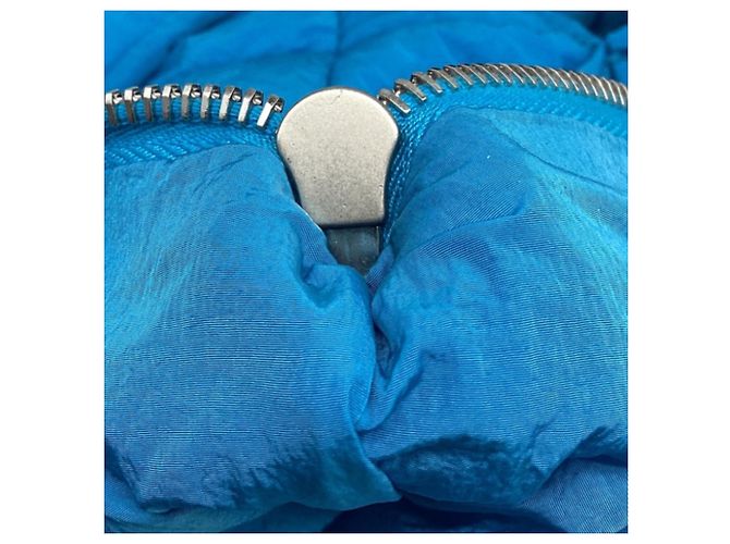Borsa a tracolla Bottega Veneta Padded Tech Cassette in nylon blu - vista 10
