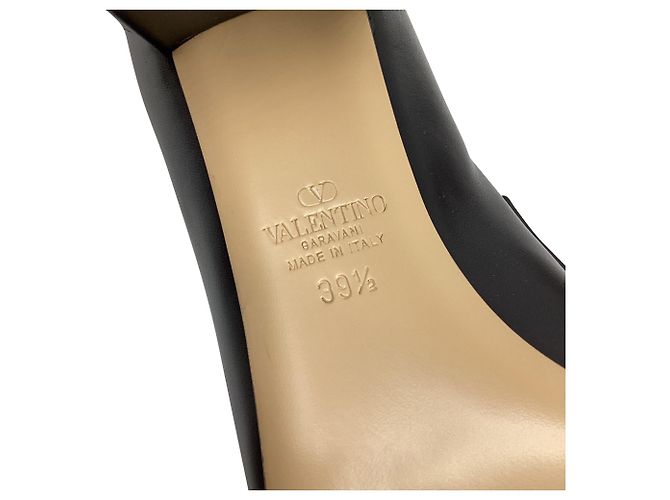Valentino Garavani Décolleté Brogue Valentino con trafori in pelle nera Nero - vista 11
