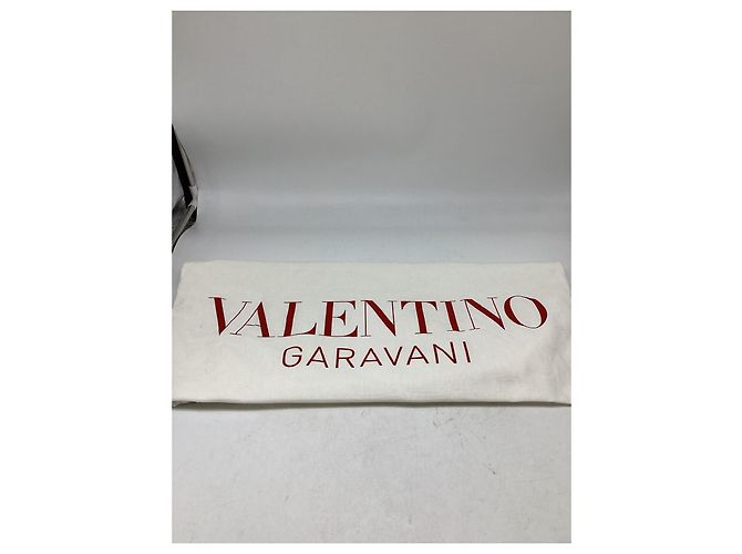 Valentino Garavani Rockstud Tote Bag Medium aus braunem Leder Rot Bordeaux - Ansicht 15