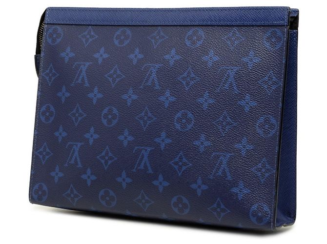 Louis Vuitton Taigarama Pochette Voyage MM Blu - vista 2