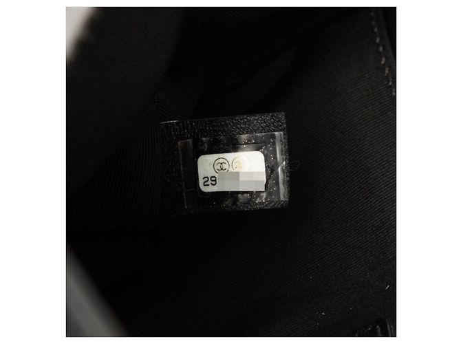 Borsa a tracolla Chanel Matelassé Coco Mark Boy Nero - vista 6