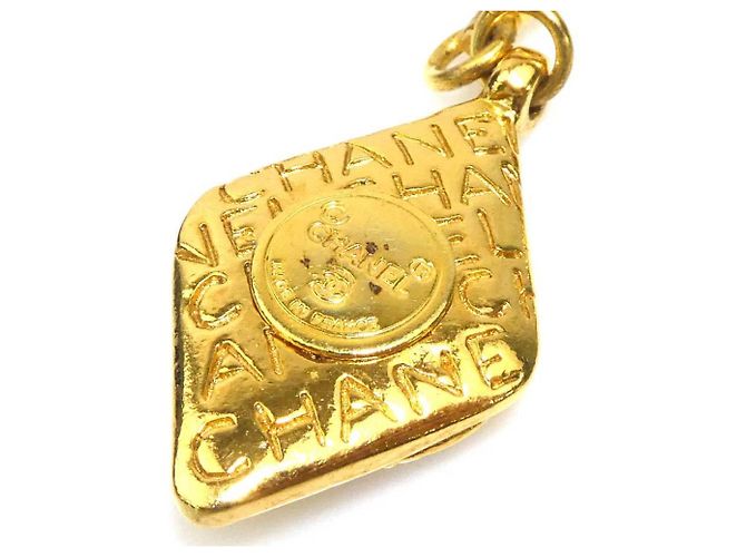 Bracciale con ciondolo dorato Chanel Mademoiselle D'oro - vista 10