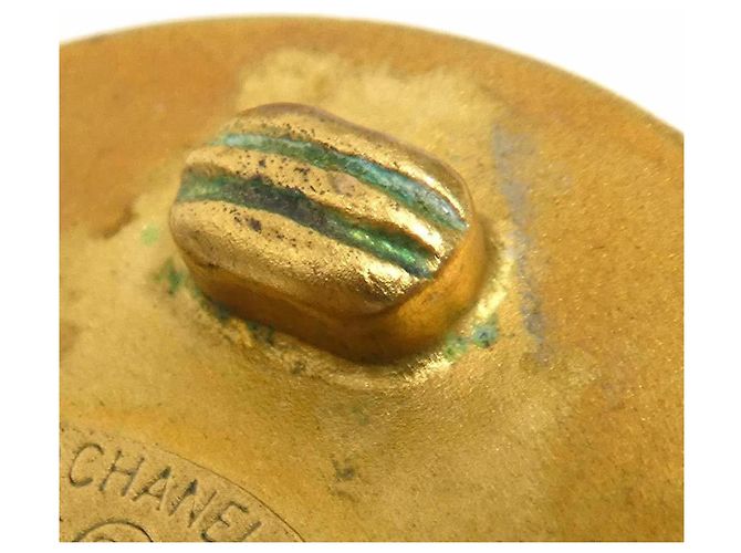 Orecchini a clip Chanel in nero e oro D'oro - vista 7