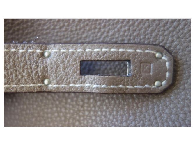 Hermès Birkin 30 in pelle Togo Étoupe Grigio - vista 18