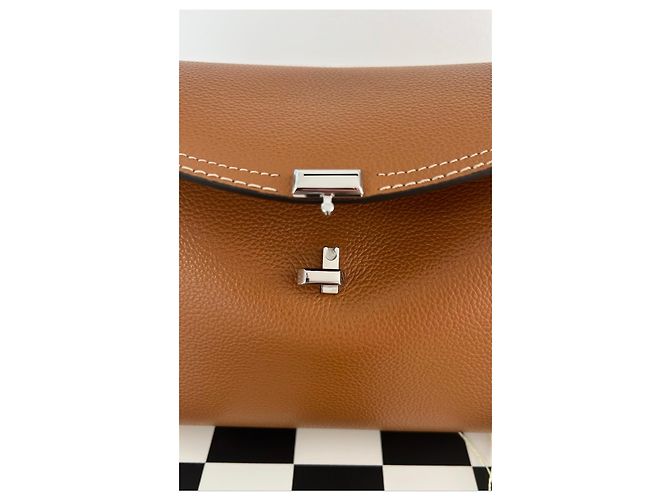 Borsa Totême in pelle martellata marrone - vista 10