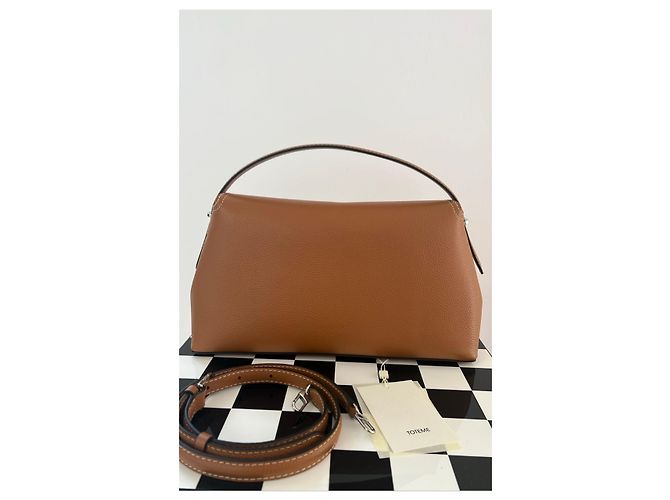Borsa Totême in pelle martellata marrone - vista 9