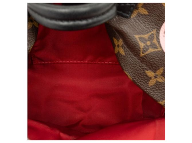 Mochila Mini Palm Springs Louis Vuitton Monogram World Tour Castaño Monograma - vista 4