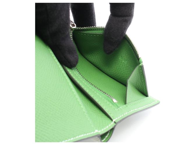 Hermès Hermes Bearn Combination Verso Tri-fold Wallet Green - view 4
