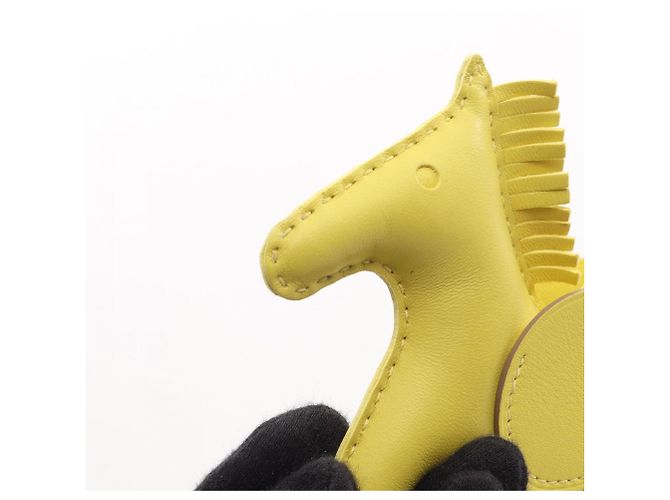 Hermès Hermes Rodeo Pegasus MM Lime Handbag Charm Golden Yellow - view 7
