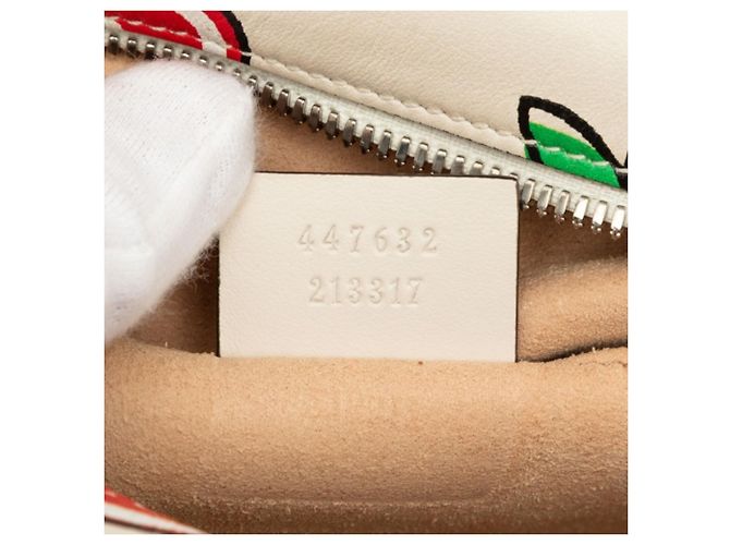 Borsa a tracolla con catena Gucci GG Marmont Apple Bianco - vista 6