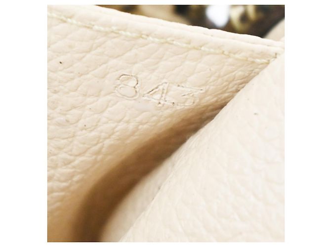 Louis Vuitton Trousse Toiletry Monogram Canvas 23 Marron - vue 7