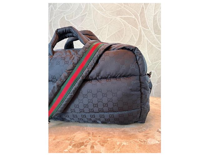 Gucci GG Monogram Gesteppte Reisetasche Schwarz - Ansicht 9