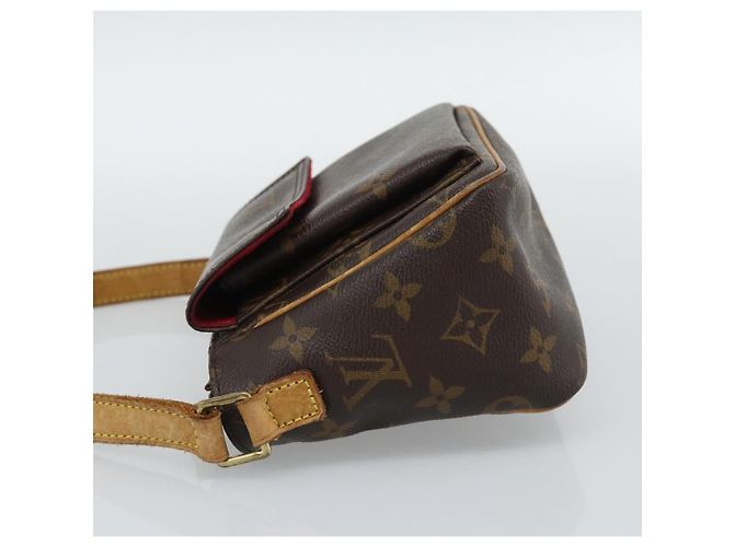 Louis Vuitton Viva Cite Monogram Canvas PM Marrone - vista 3
