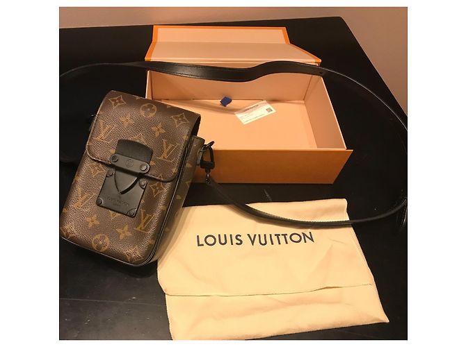 Borsa Louis Vuitton Monogram Pochette Voyage MM - vista 2