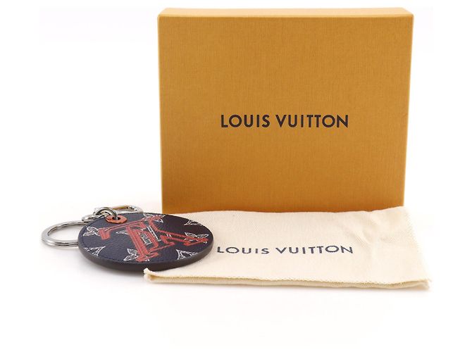 Louis Vuitton Round Illustre Keychain Limited Edition Upside Down Monogram Ink Black - view 6