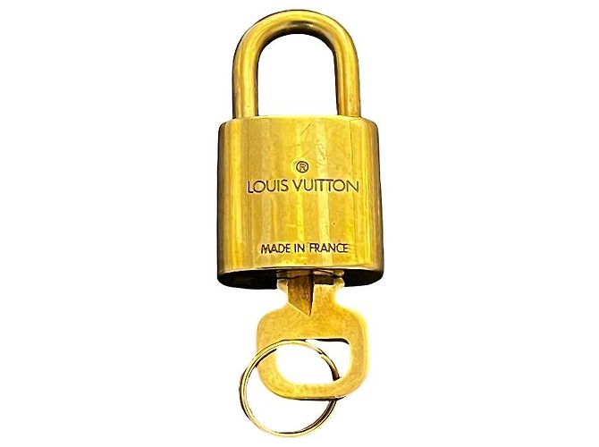 Louis Vuitton Padlock and Key Logo Metal medium D'oro - vista 2