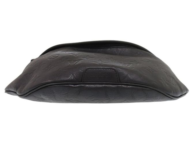 Sac banane Louis Vuitton Discovery Noir - vue 4