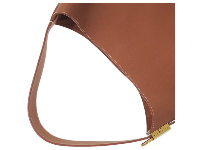 Sac à main Louis Vuitton Low Key Hobo MM - vue 9