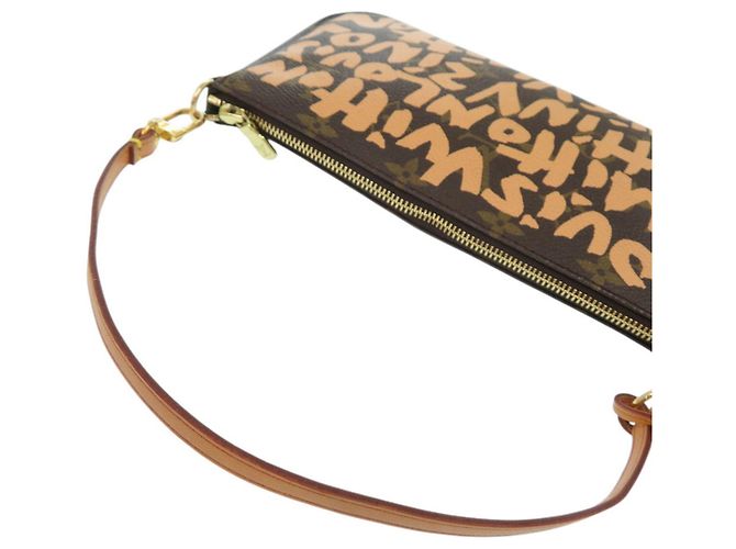 Louis Vuitton Monogram Graffiti Pochette Accessoires Monogramma - vista 6