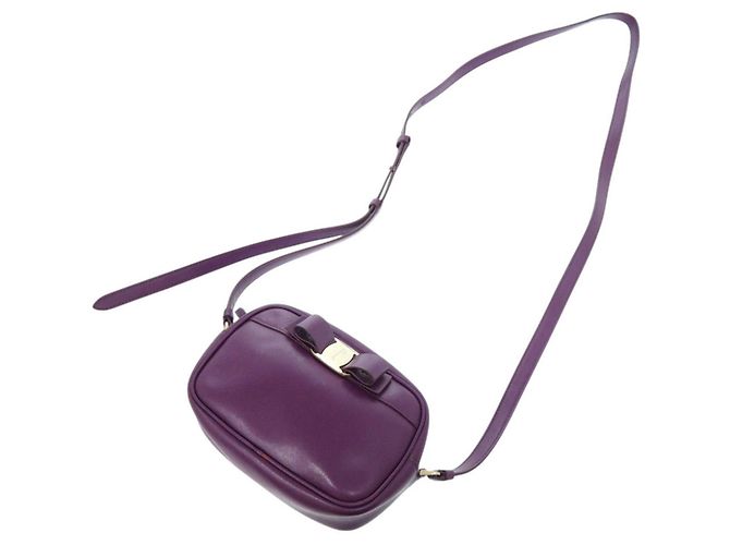 Borsa a tracolla in pelle viola Salvatore Ferragamo - vista 5