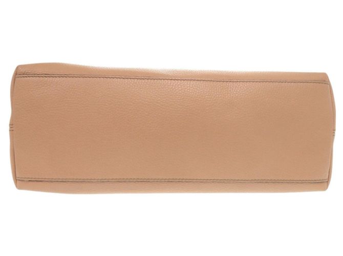 Borsa a Tracolla Gucci Soho Interlocking G in Pelle Beige con Catena - vista 3