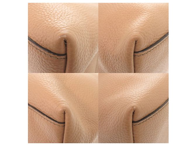 Borsa a Tracolla Gucci Soho Interlocking G in Pelle Beige con Catena - vista 4