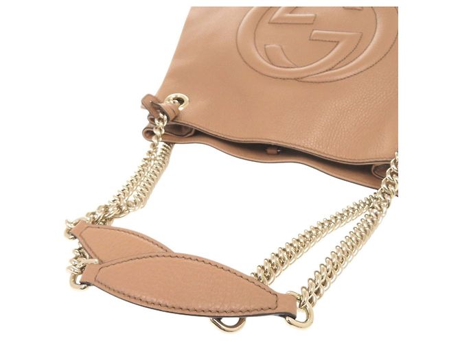 Borsa a Tracolla Gucci Soho Interlocking G in Pelle Beige con Catena - vista 5