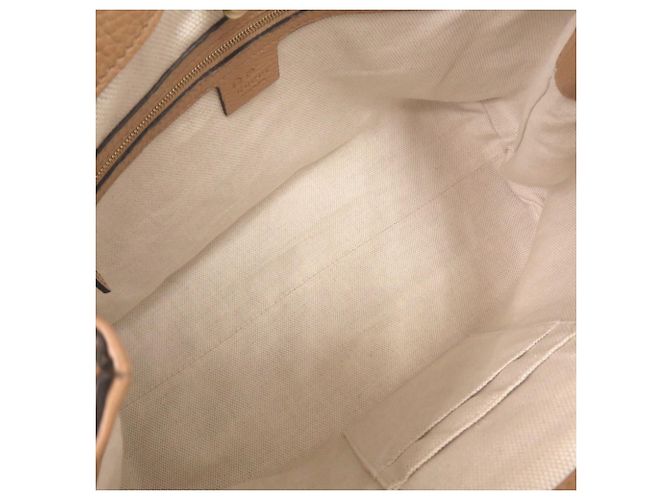 Borsa a Tracolla Gucci Soho Interlocking G in Pelle Beige con Catena - vista 6