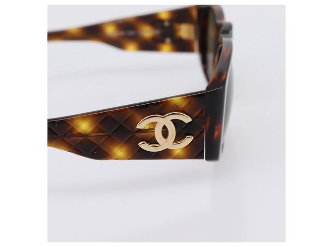 Chanel Logo CC Plastic Castaño - vista 4